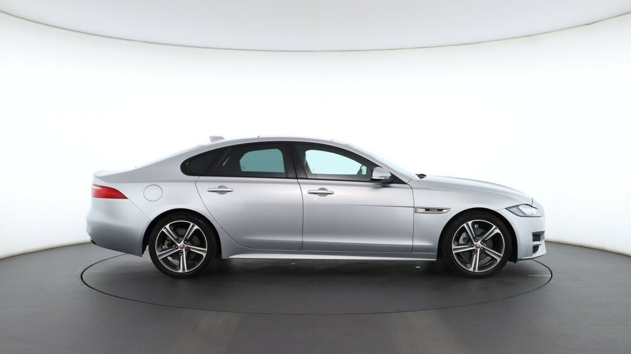 Jaguar Xf image 3