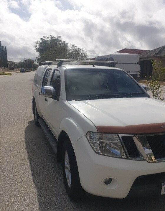 Nissan Navara image 1