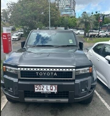 Toyota Landcruiser Prado image 1