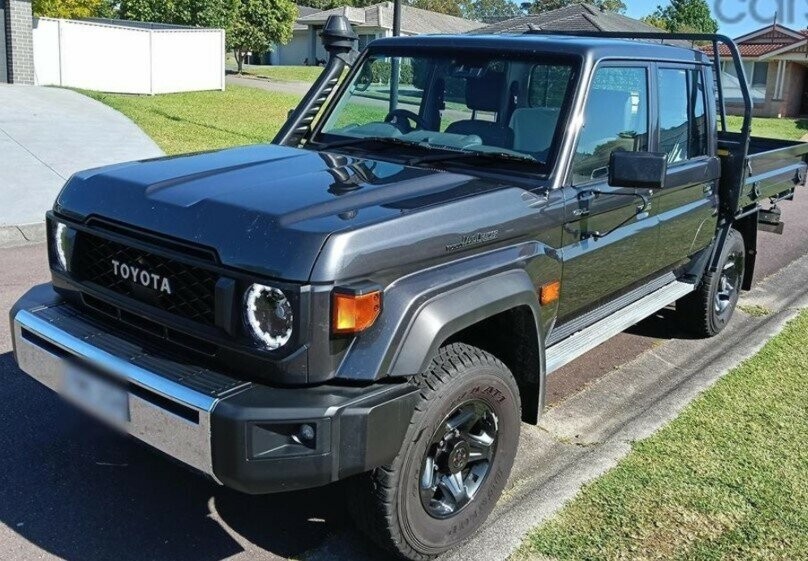 Toyota Landcruiser image 1