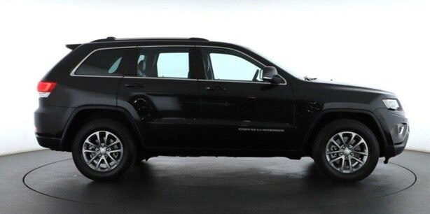 Jeep Grand Cherokee image 2