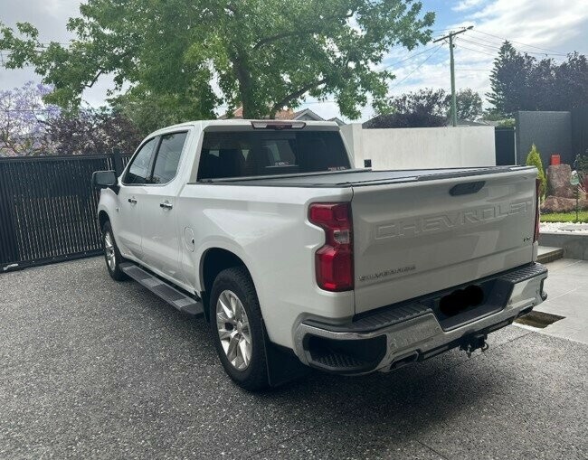 Chevrolet Silverado image 4