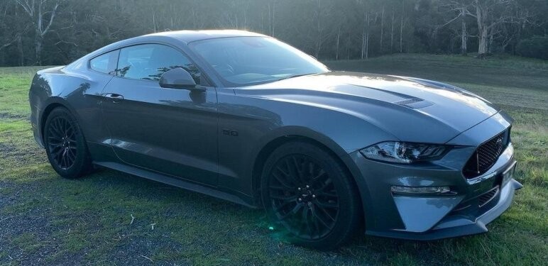 Ford Mustang image 2