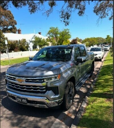 Chevrolet Silverado image 1