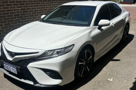 Toyota Camry image 1