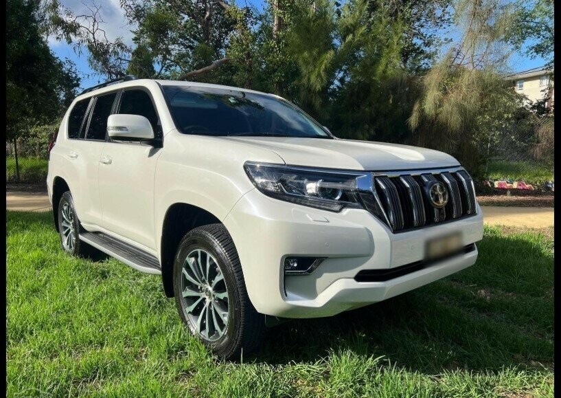 Toyota Landcruiser Prado image 1