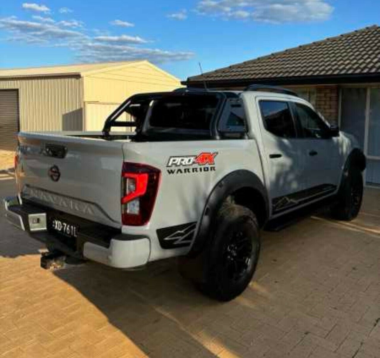 Nissan Navara image 3