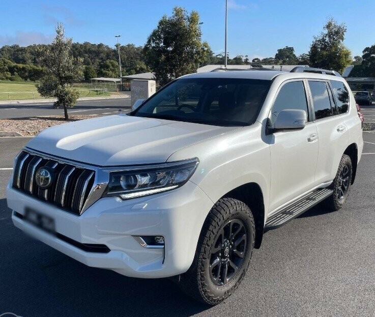 Toyota Landcruiser Prado image 1