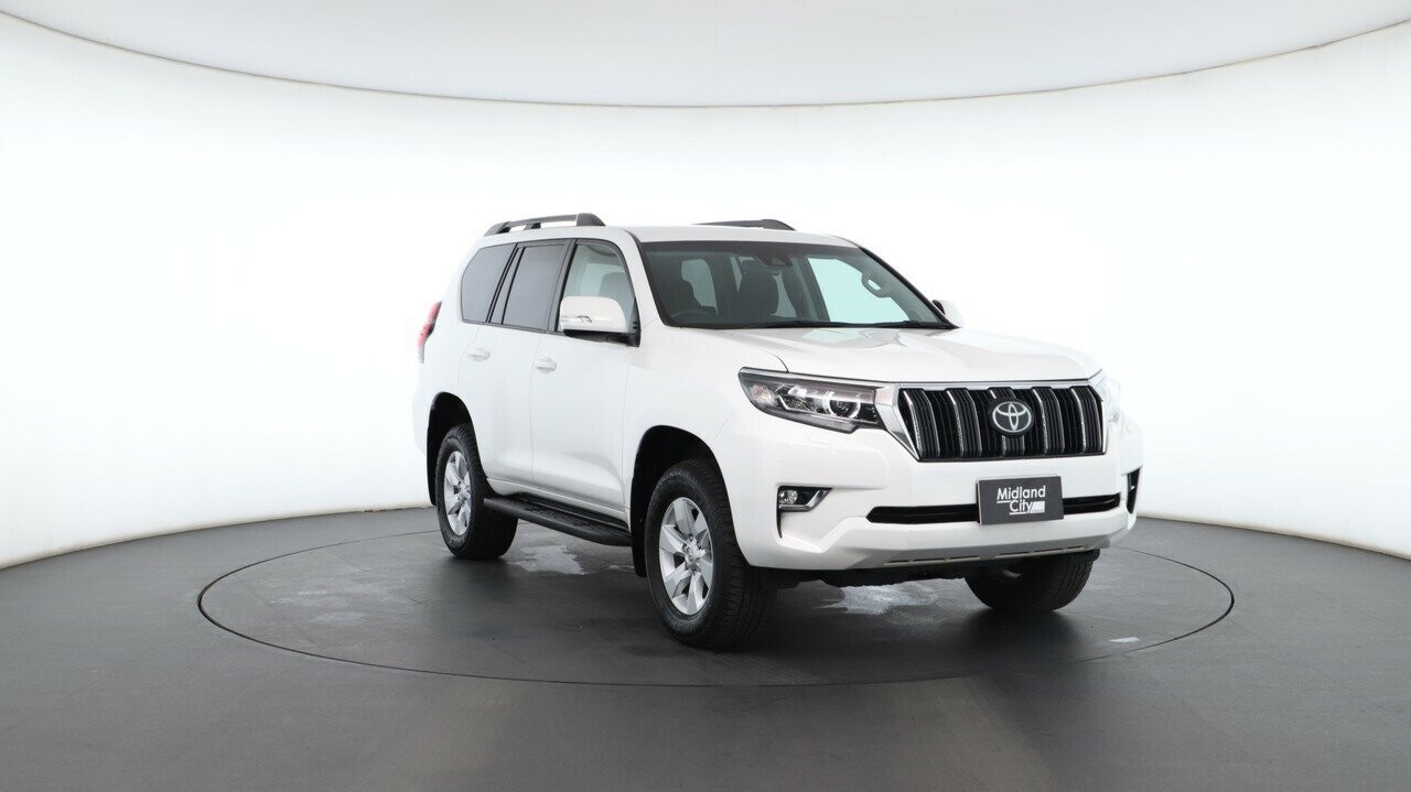 Toyota Landcruiser Prado image 4