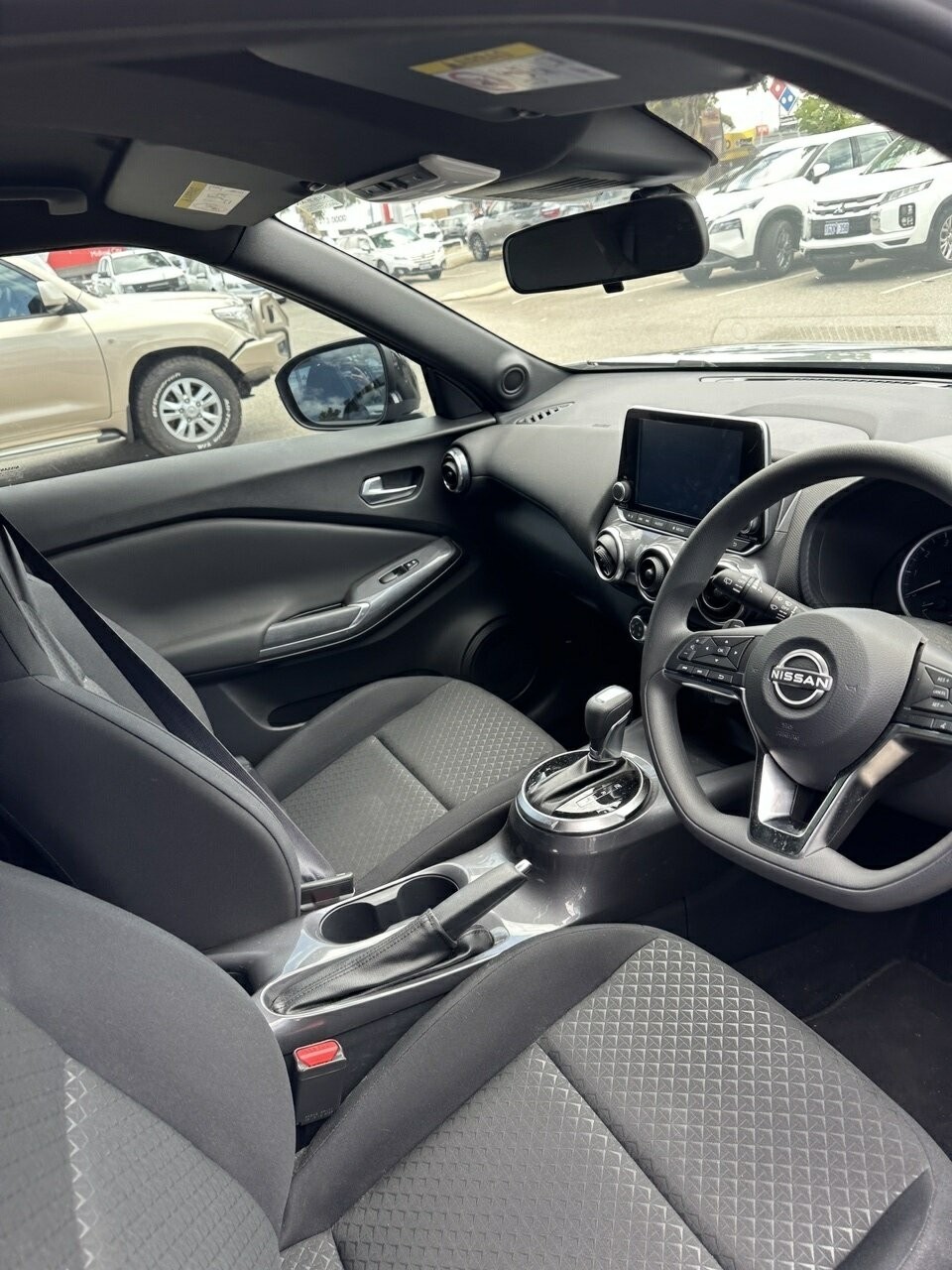 Nissan Juke image 3