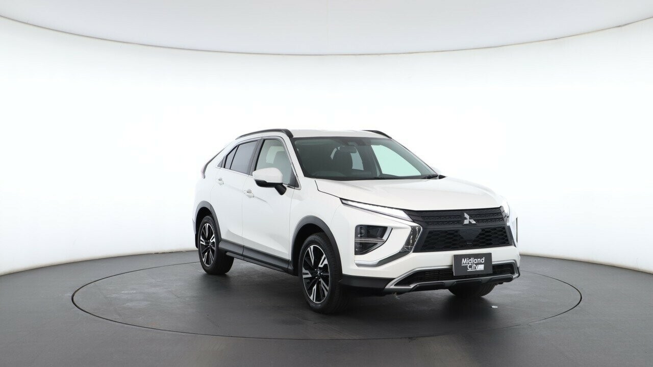 Mitsubishi Eclipse Cross image 4