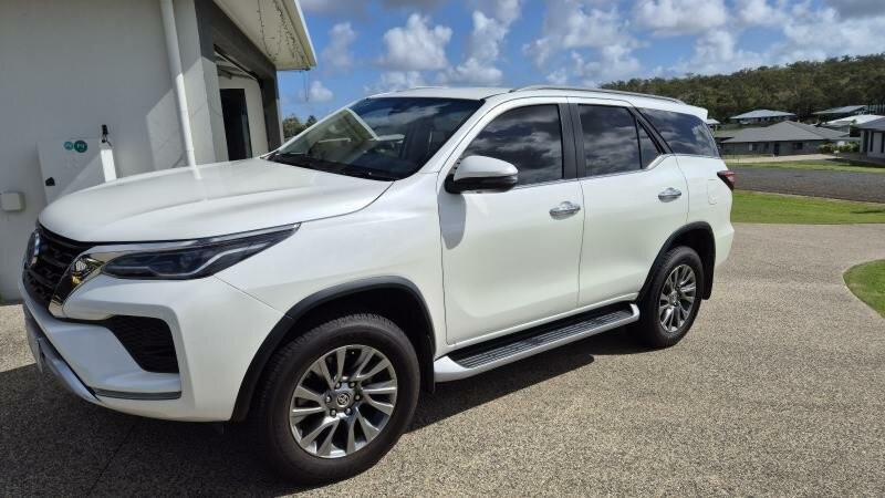 Toyota Fortuner image 3