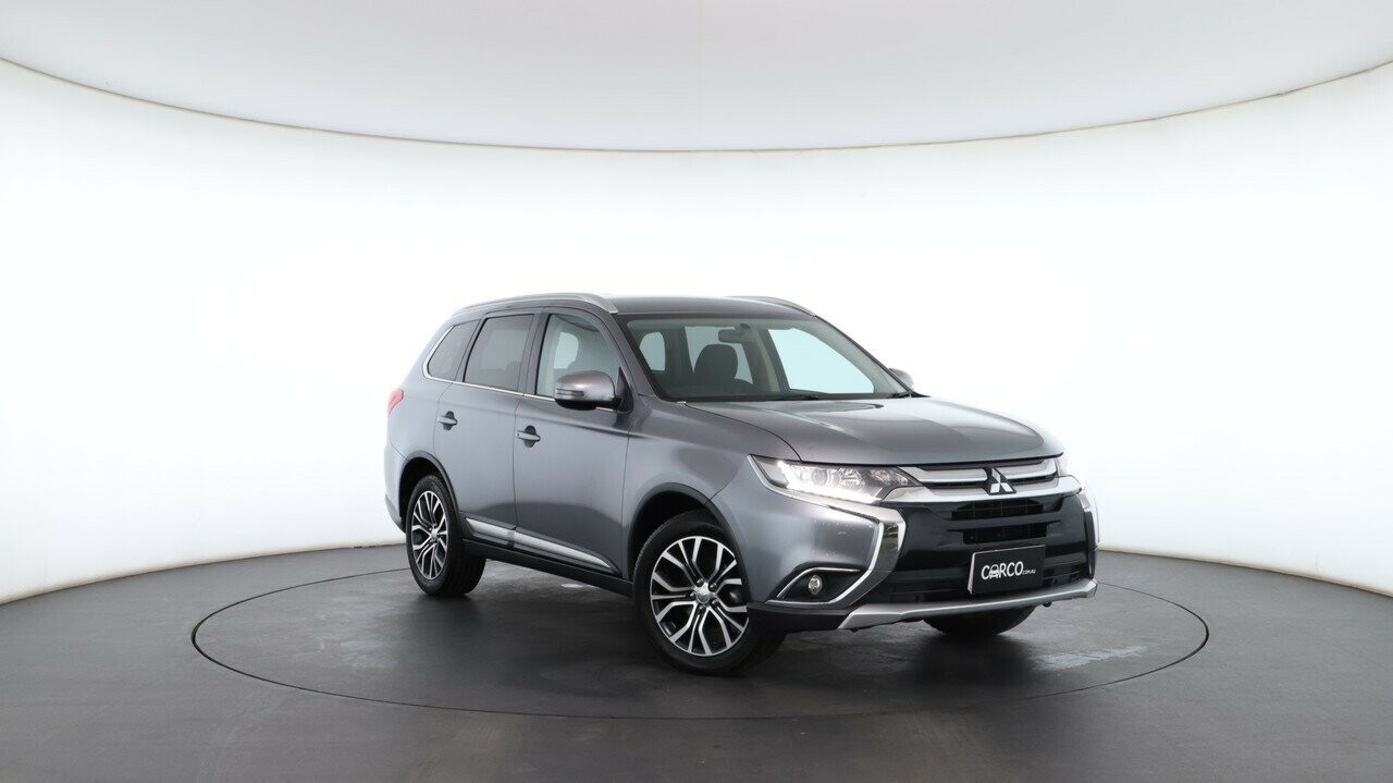 Mitsubishi Outlander image 1