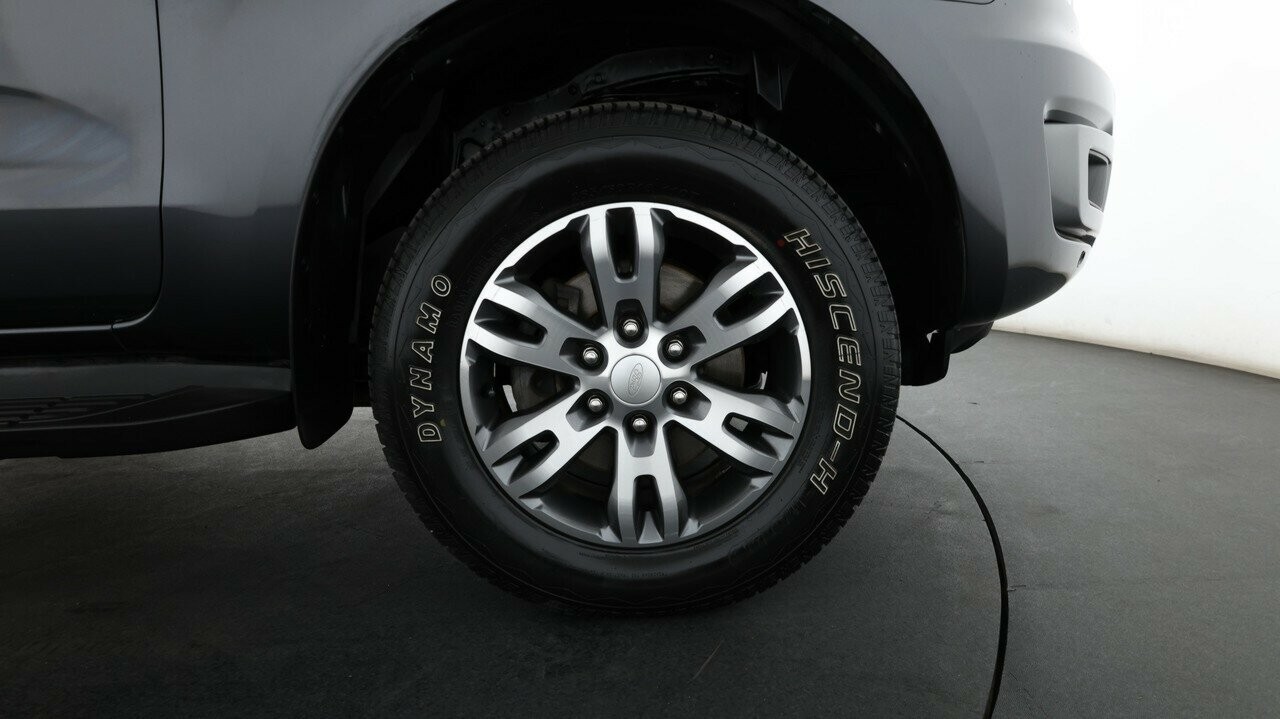 Ford Everest image 4