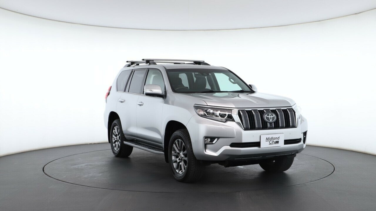 Toyota Landcruiser Prado image 4