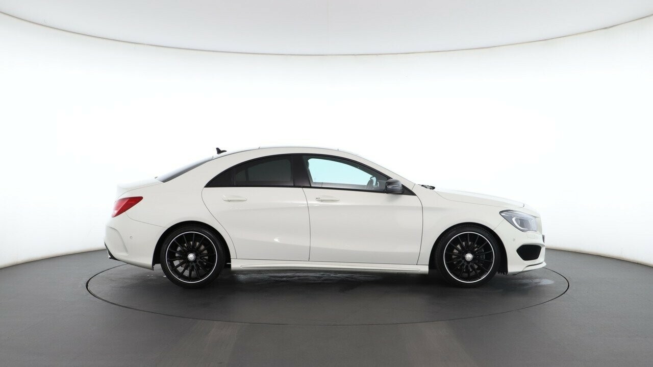 Mercedes Benz Cla-class image 2