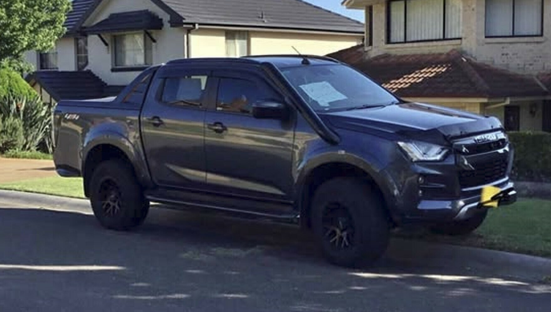 Isuzu D-max image 1