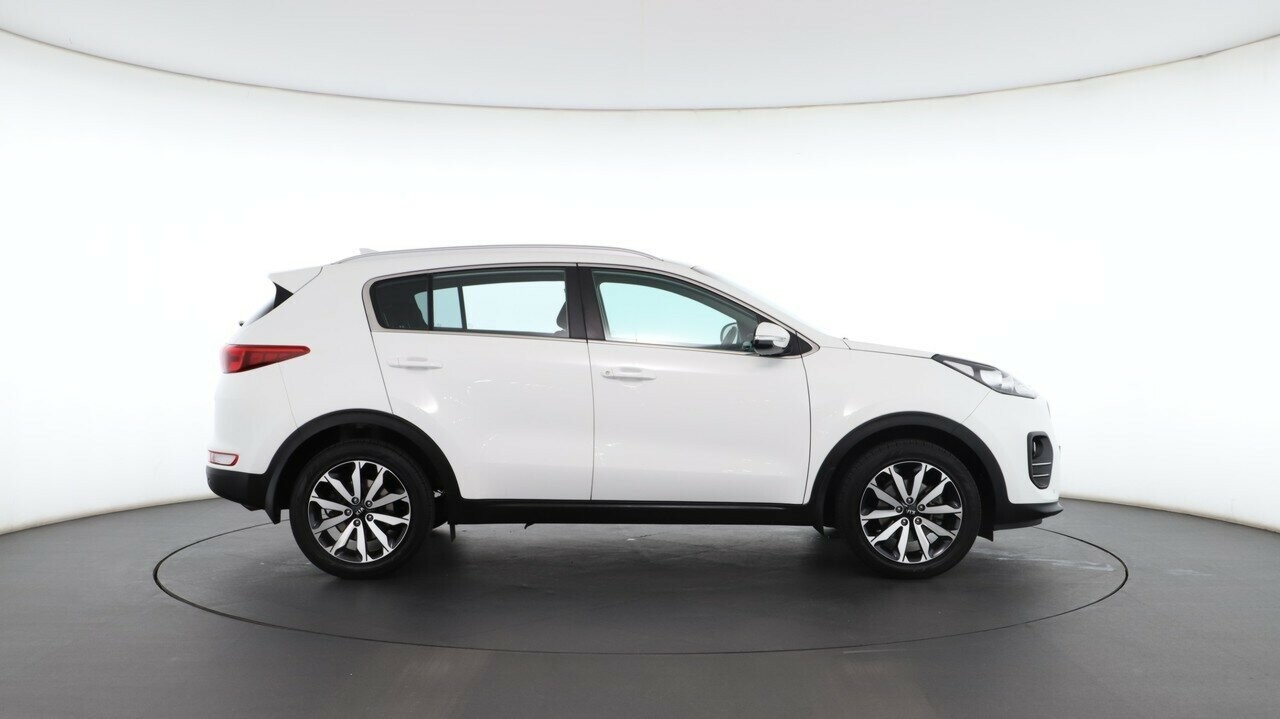 Kia Sportage image 2