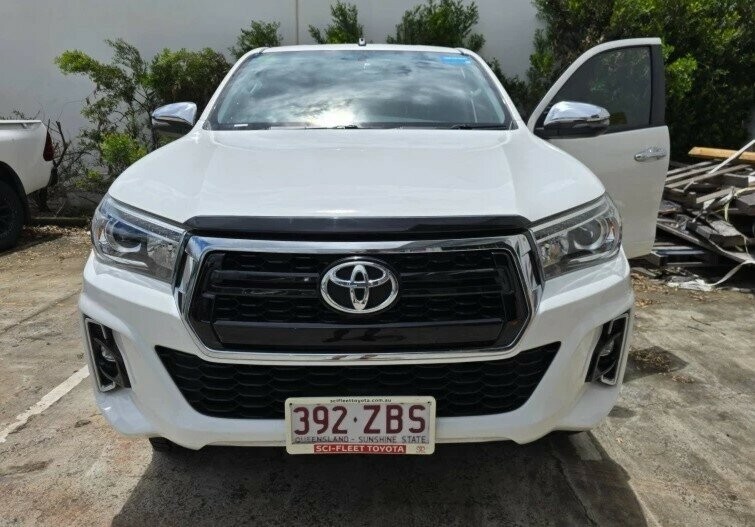 Toyota Hilux image 3