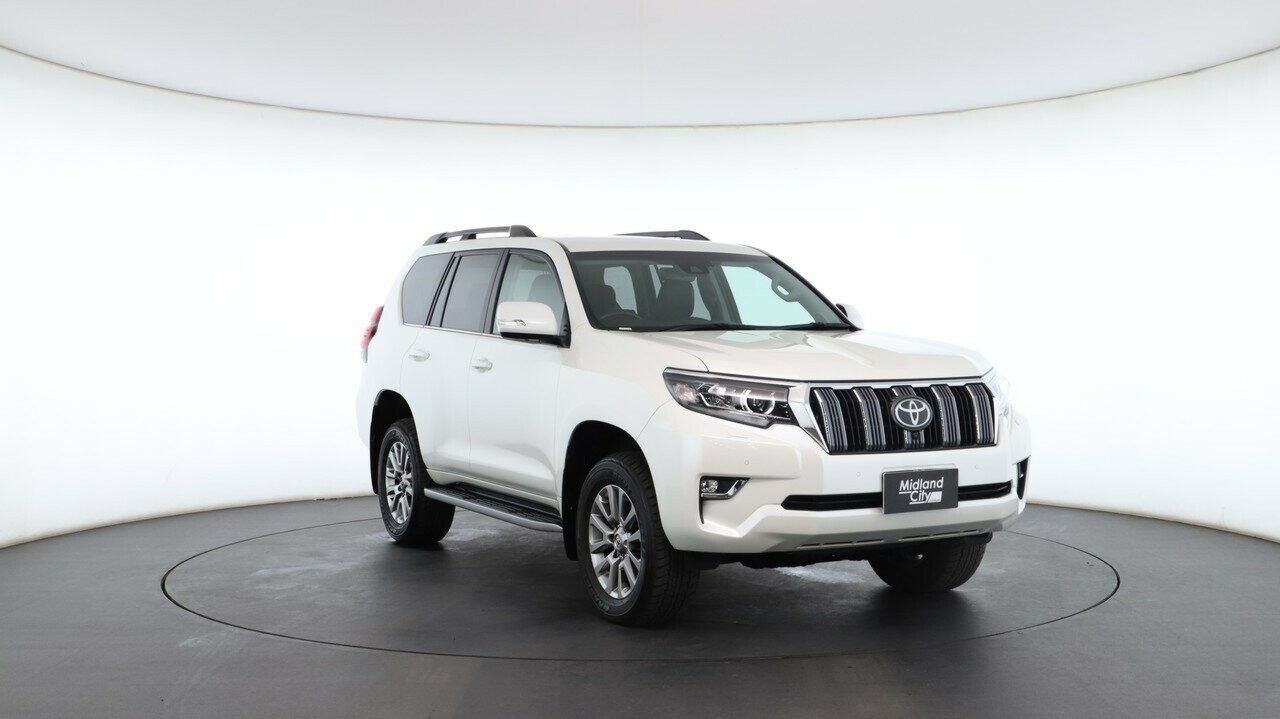 Toyota Landcruiser Prado image 4