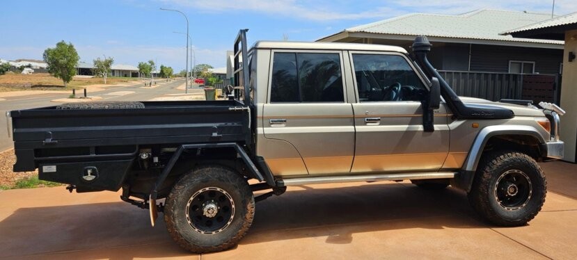 Toyota Landcruiser image 3