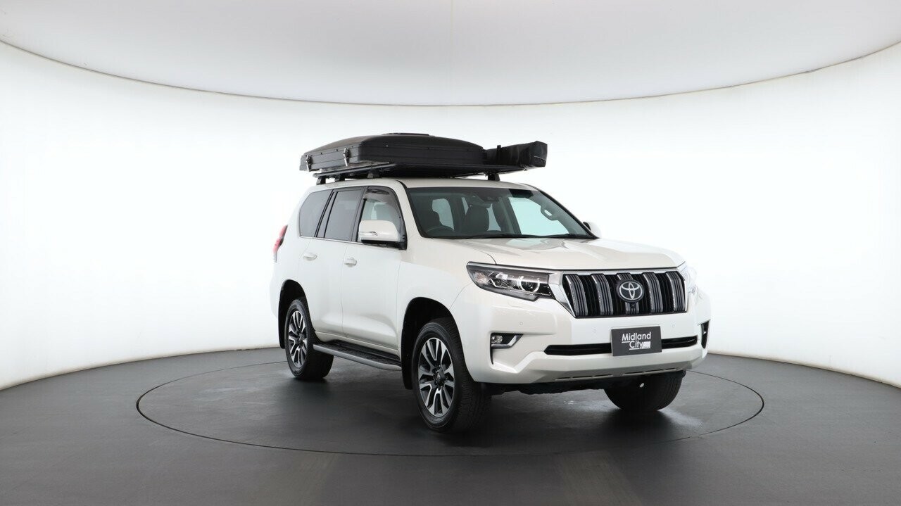 Toyota Landcruiser Prado image 4