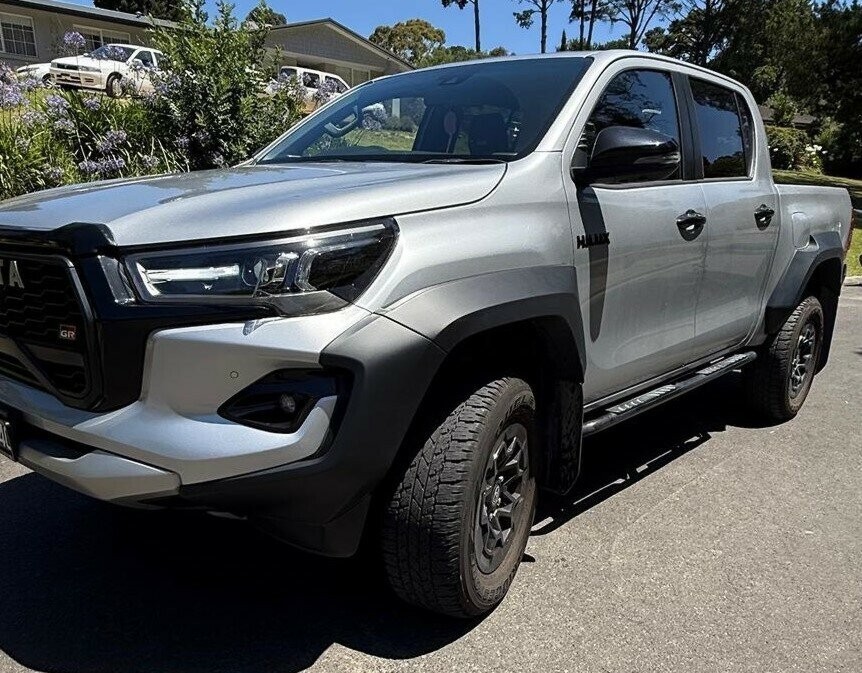 Toyota Hilux image 3