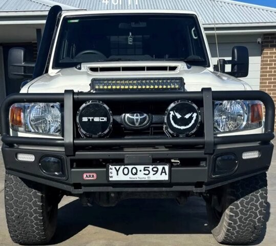 Toyota Landcruiser image 1