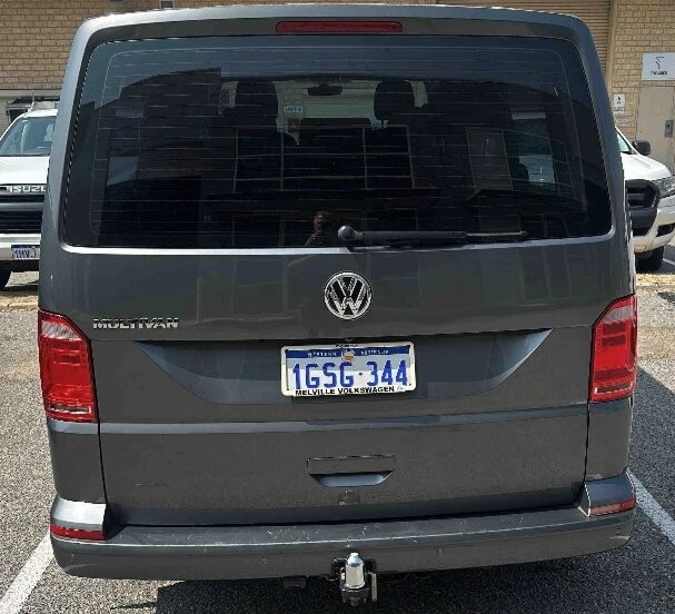 Volkswagen Multivan image 3