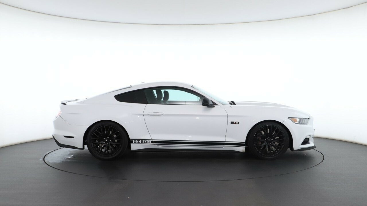 Ford Mustang image 3