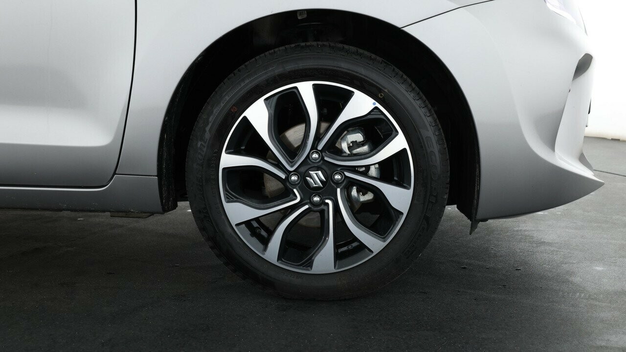 Suzuki Baleno image 3