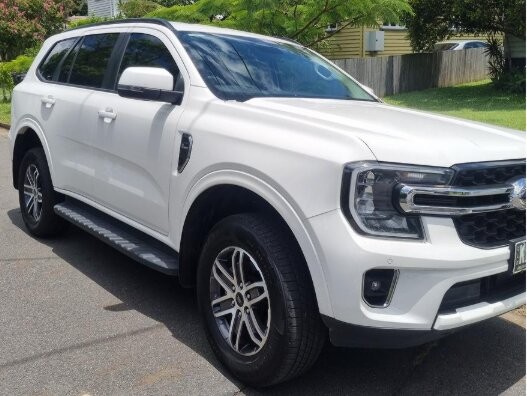 Ford Everest image 1