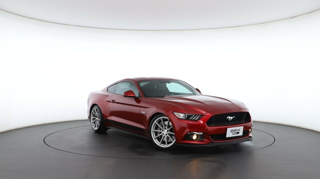 Ford Mustang image 1