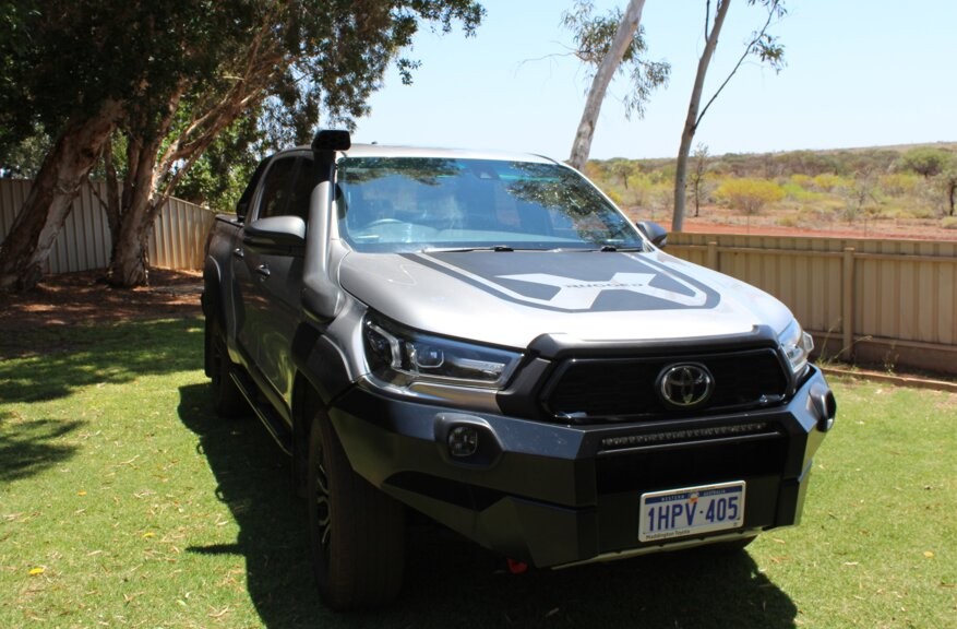 Toyota Hilux image 1