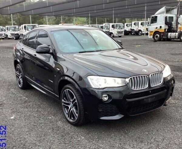 BMW X4 image 1