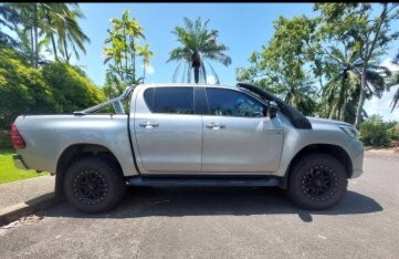 Toyota Hilux image 3