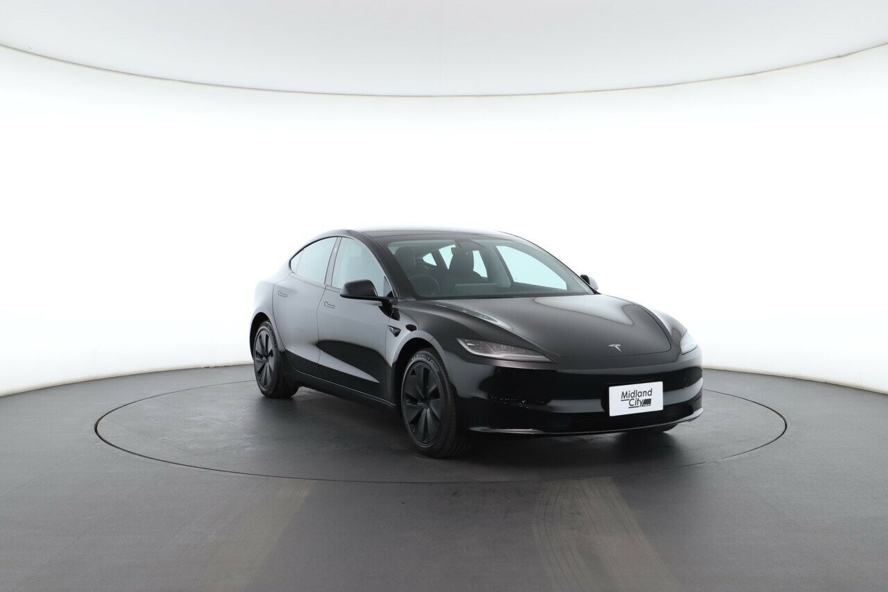 Tesla Model 3 image 4