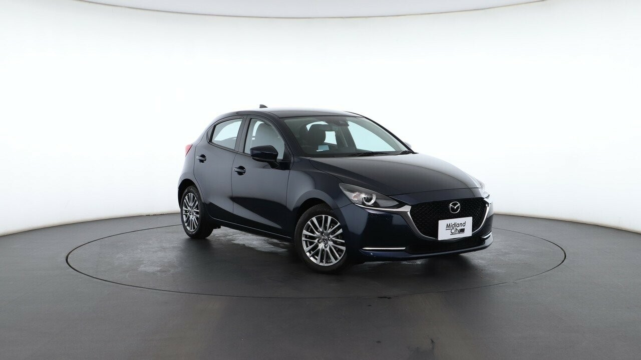 Mazda 2 image 1