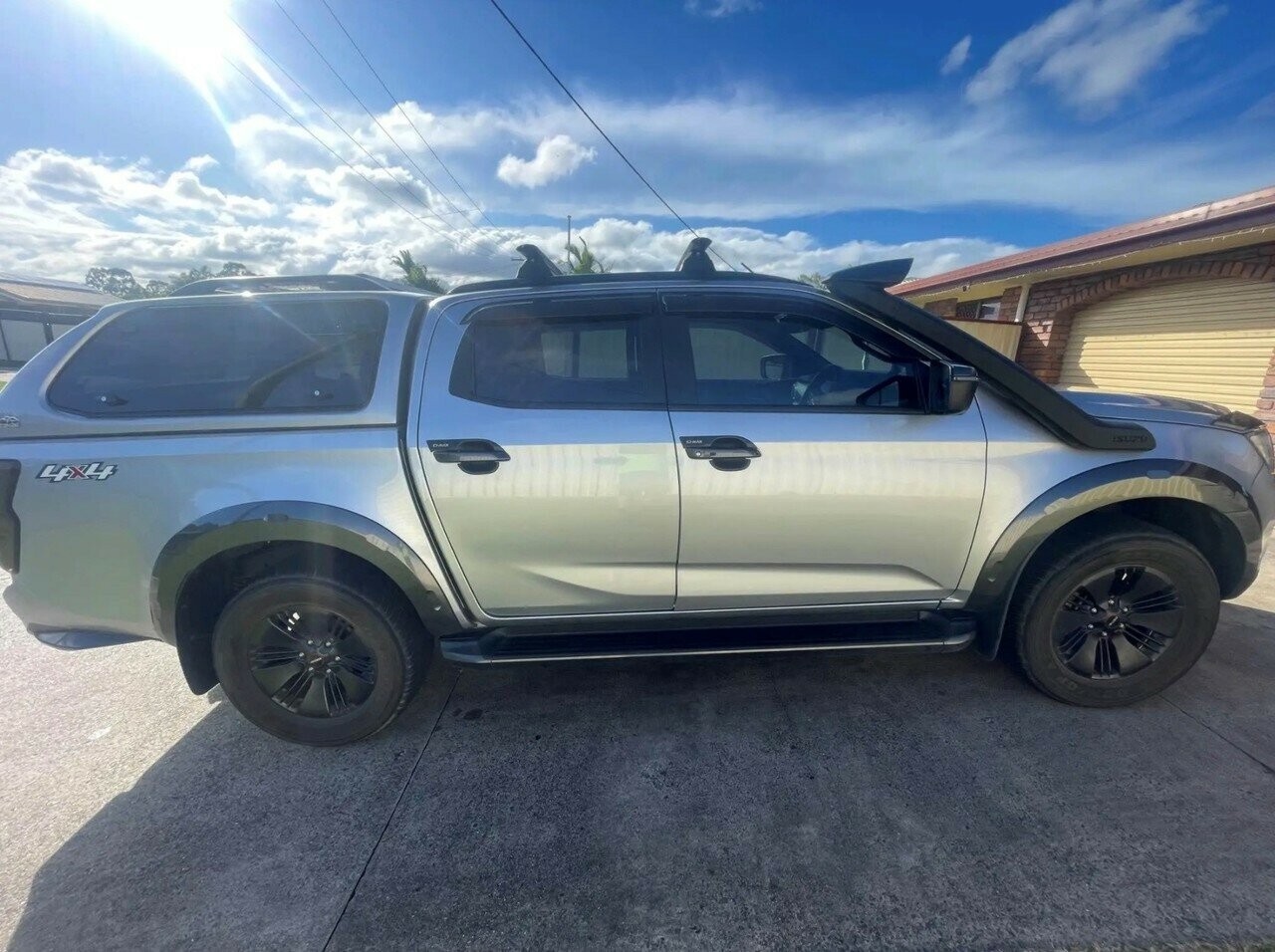 Isuzu D-max image 2