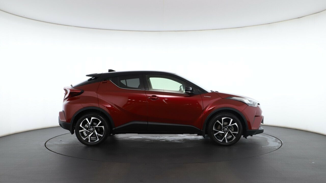 Toyota C-hr image 3