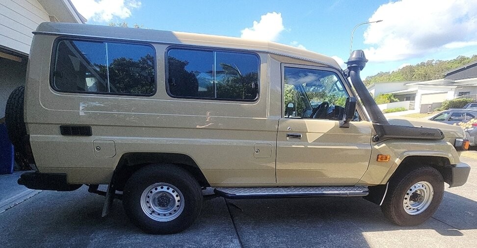 Toyota Landcruiser image 2