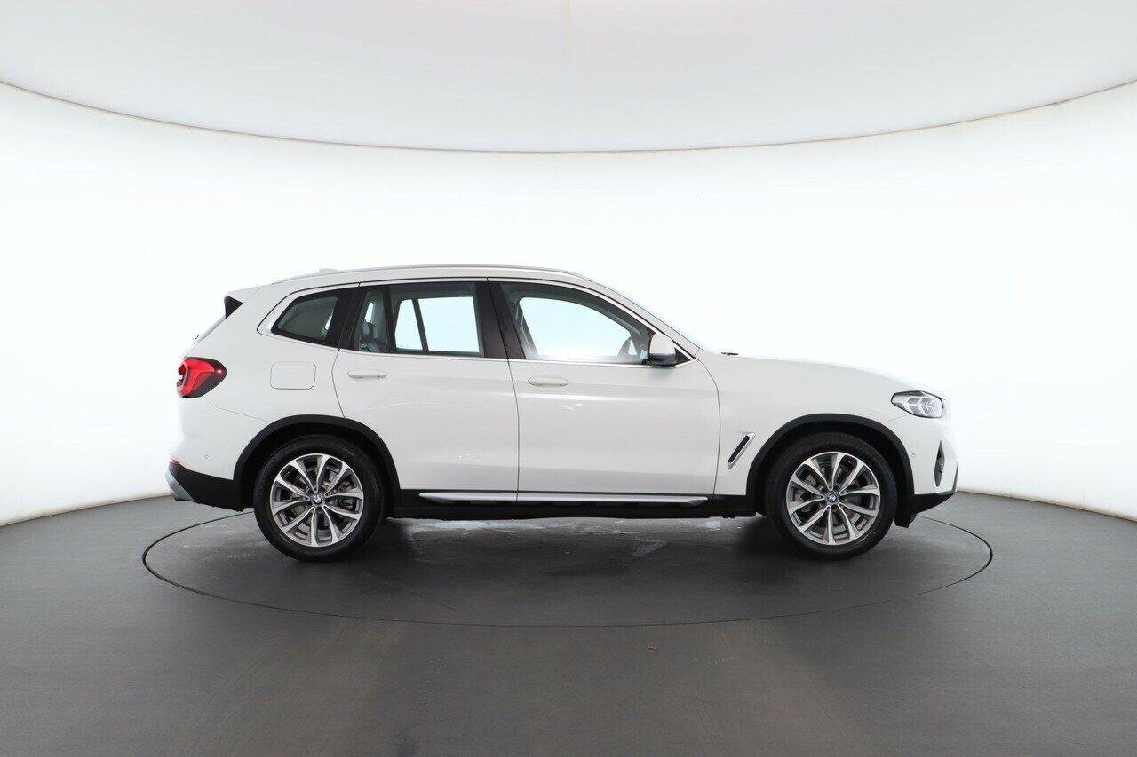 BMW X3 image 2