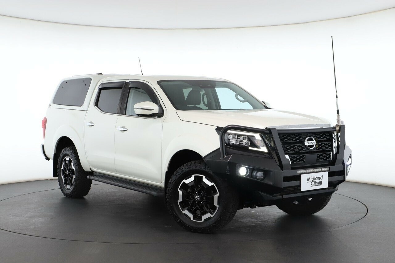 Nissan Navara image 1