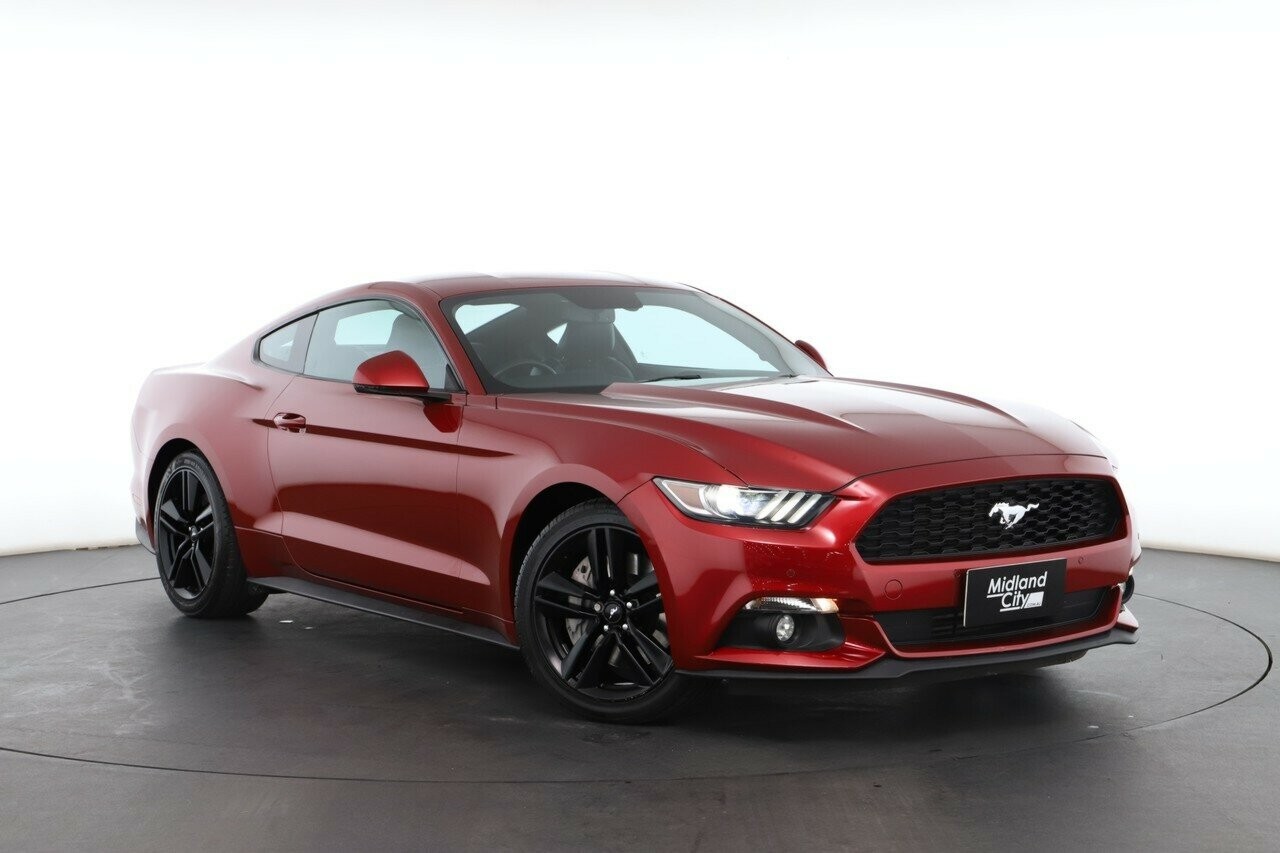 Ford Mustang image 1