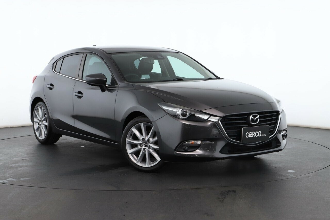 Mazda 3 image 1