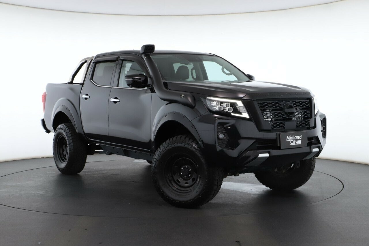 Nissan Navara image 1