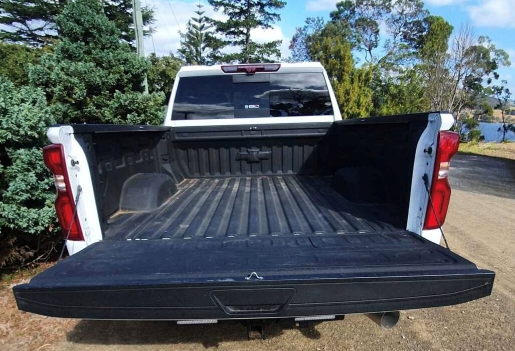 Chevrolet Silverado Hd image 3