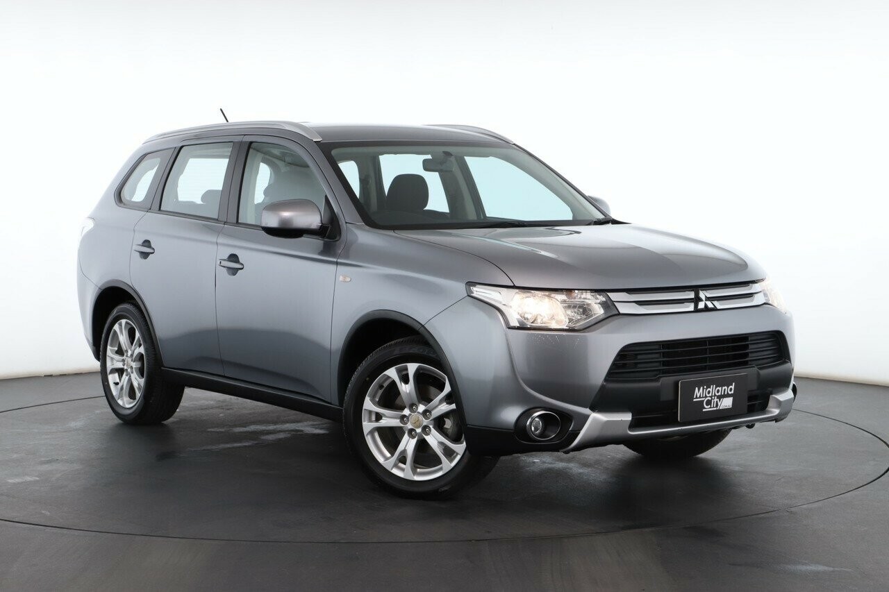 Mitsubishi Outlander image 1