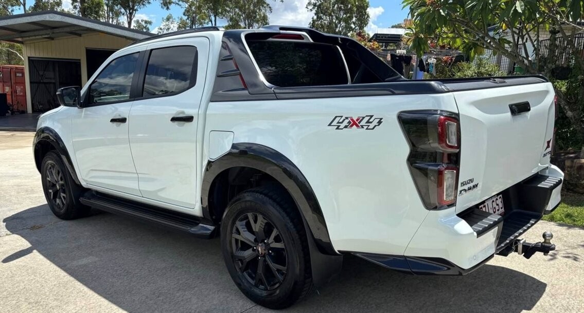 Isuzu D-max image 2