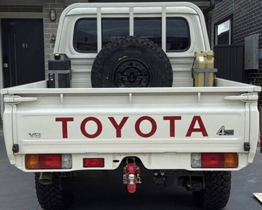 Toyota Landcruiser image 4